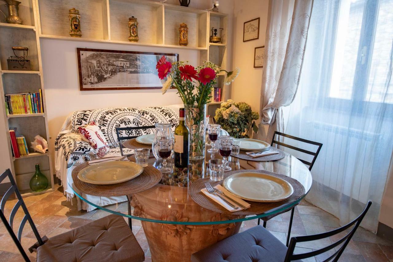 Apartmán La Casina Di Pia Montieri Exteriér fotografie